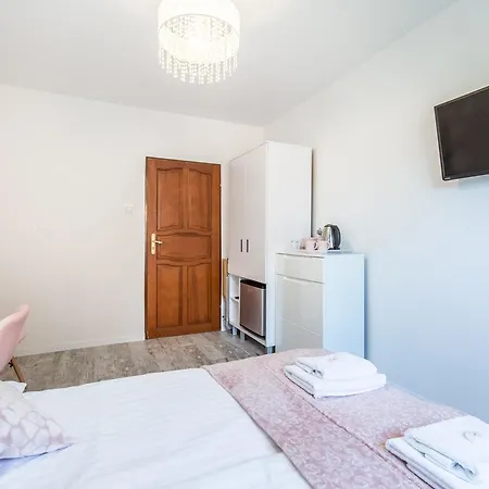 Riwiera 홈스테이