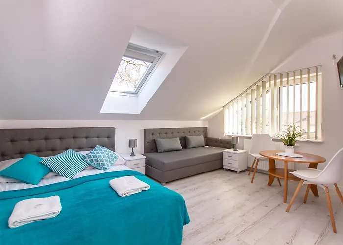 民宿 Riwiera 库瑞尼卡慕斯卡